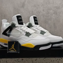 Air Jordan 4 "Tour Yellow" (2026) Shoes Sneakers - nk0005427 - Image 4