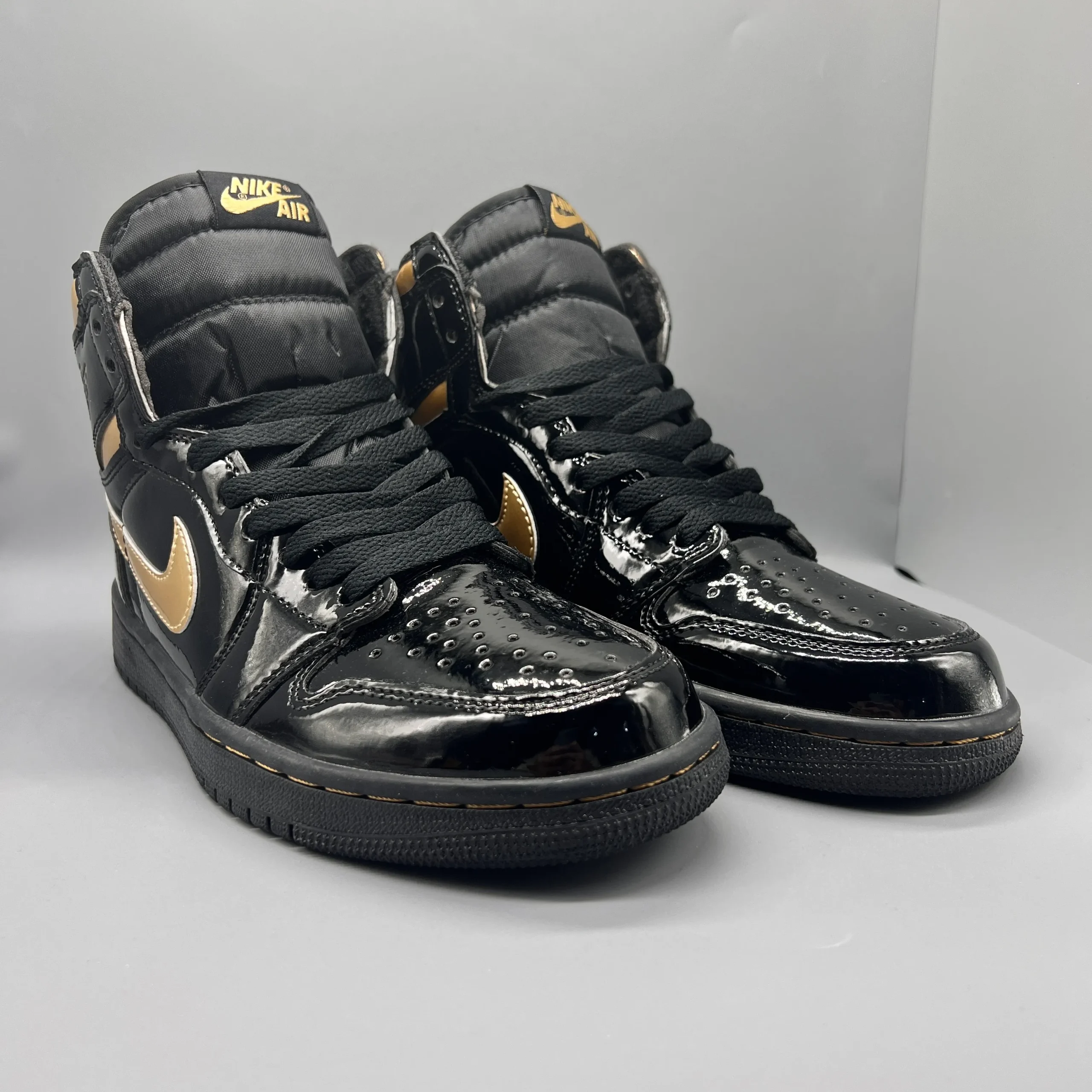 Air Jordan 1 Retro High OG "Black Metallic Gold" Shoes Sneakers – nk0005530 - Image 8